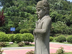 园区石像